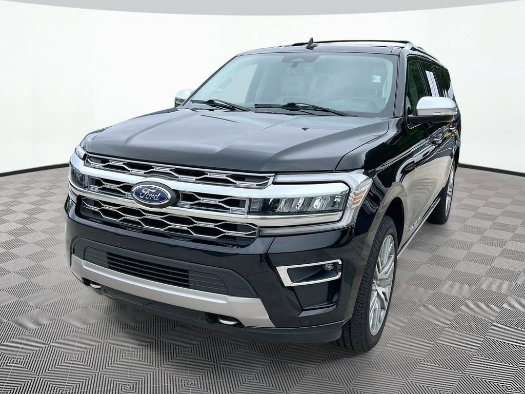 2022 Ford Expedition Max Platinum in Other — front three-quarter view