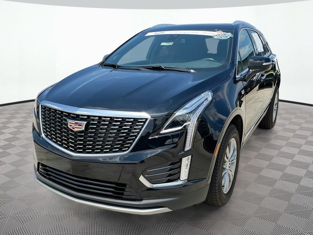 2023 Cadillac XT5 Premium Luxury in Stellar Black Metallic — front three-quarter view